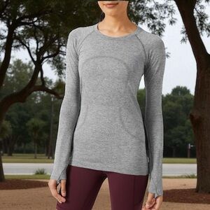 Lululemon Swiftly Tech Long Sleeve 2.0 in Slate / White Sz 12